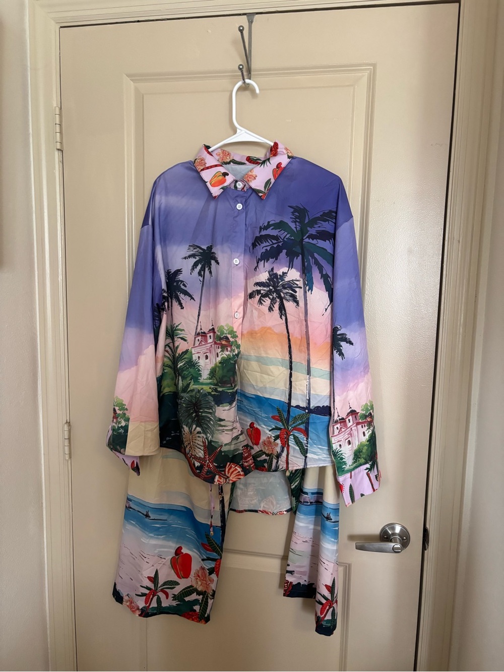 Tropical Beach Print Button-Up Pants Suit Set in Lavender and Peach